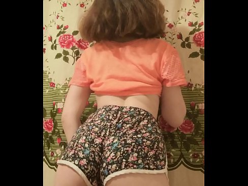 ❤️ סעקסי יונג באַבע סטריפּינג אַוועק איר קורצע הייזלעך אויף אַפּאַראַט אַנאַל ווידעא ביי אונדז ❤